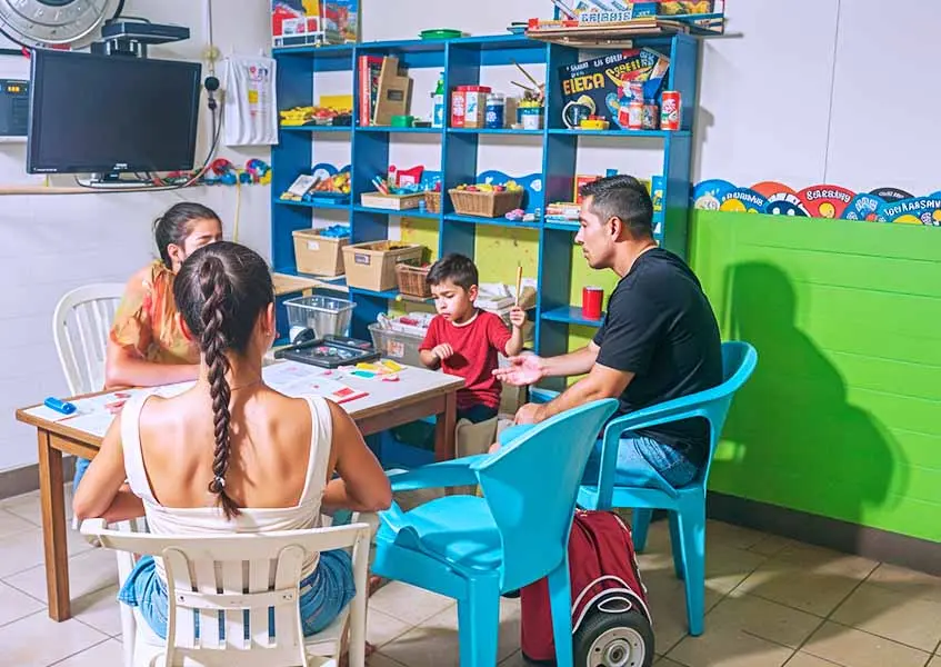Tutoria en Familia Cuna Guarderia Jardin Mis Huellitas